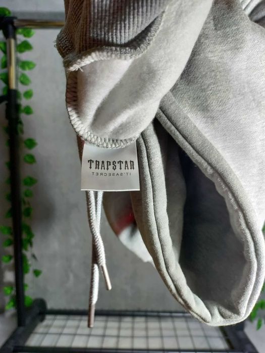 Hanorac TRAPSTAR marimea XL