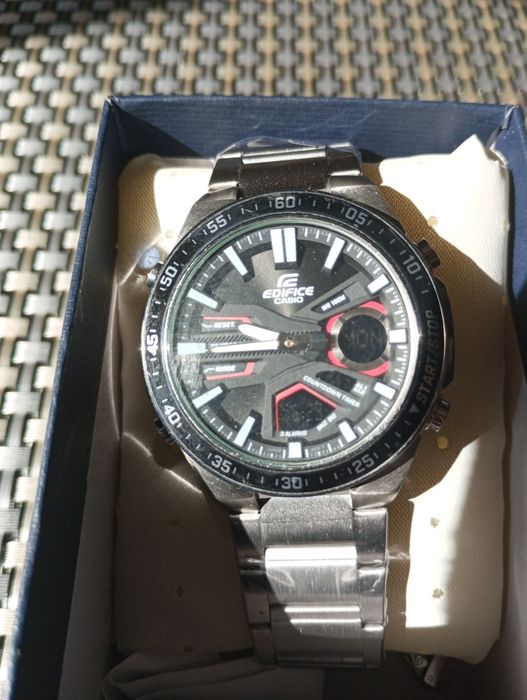 Часовник Casio Edifice