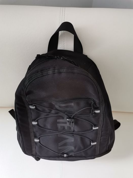 Vand rucsac fashion, model deosebit, nou nouț, calitate.