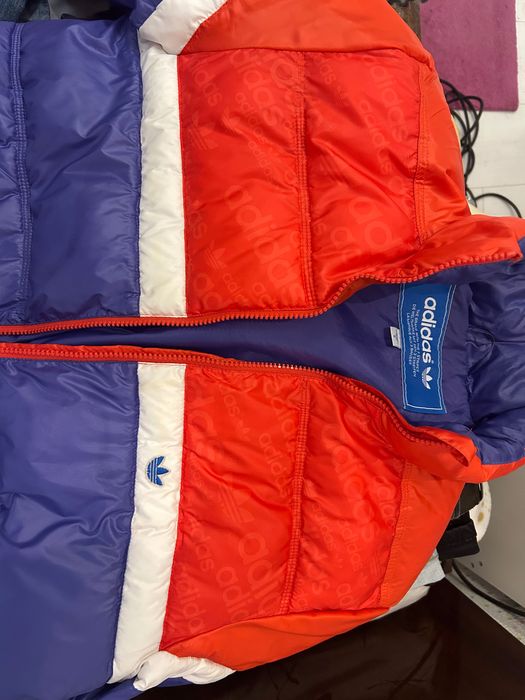 Яке адидас бутиково