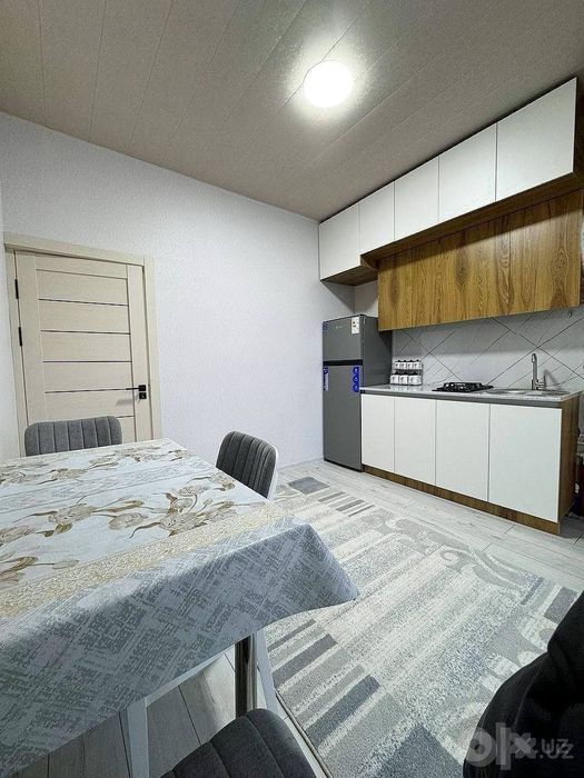 Shayxontoxur Chorsu oldida 2xonali kvartira ijaraga beriladi. Oilaga y