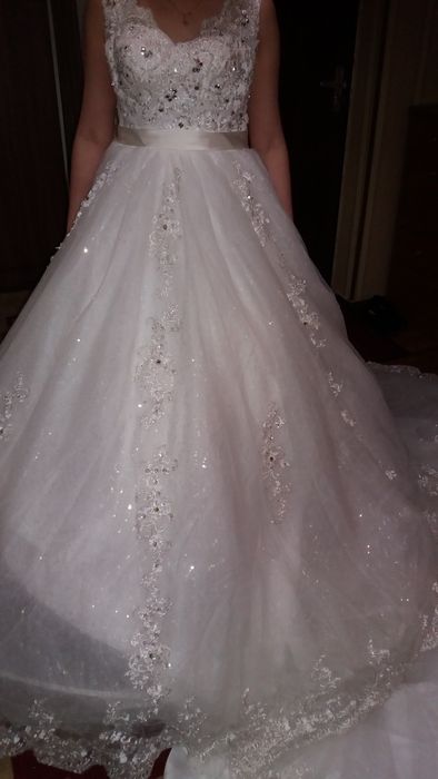 Свадебный платье