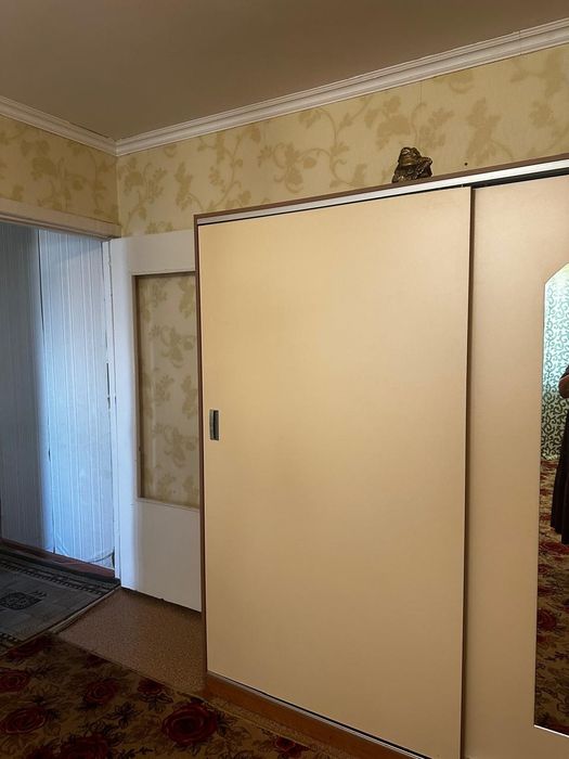 Кентау қаласынан 3 бөлмелі пәтер сатылады