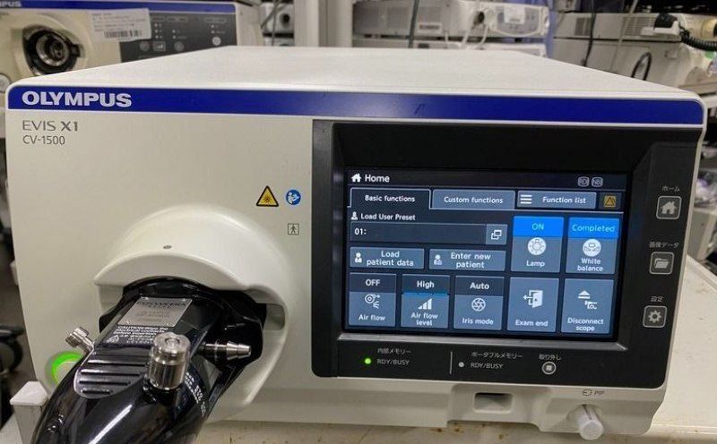 Olympus — несколько моделей в наличии, отличное состояние