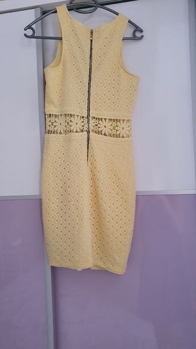 Лятна жълта рокля