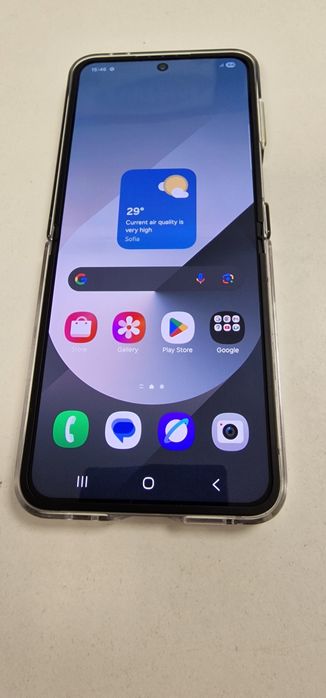 Продавам Samsung Z flip 6