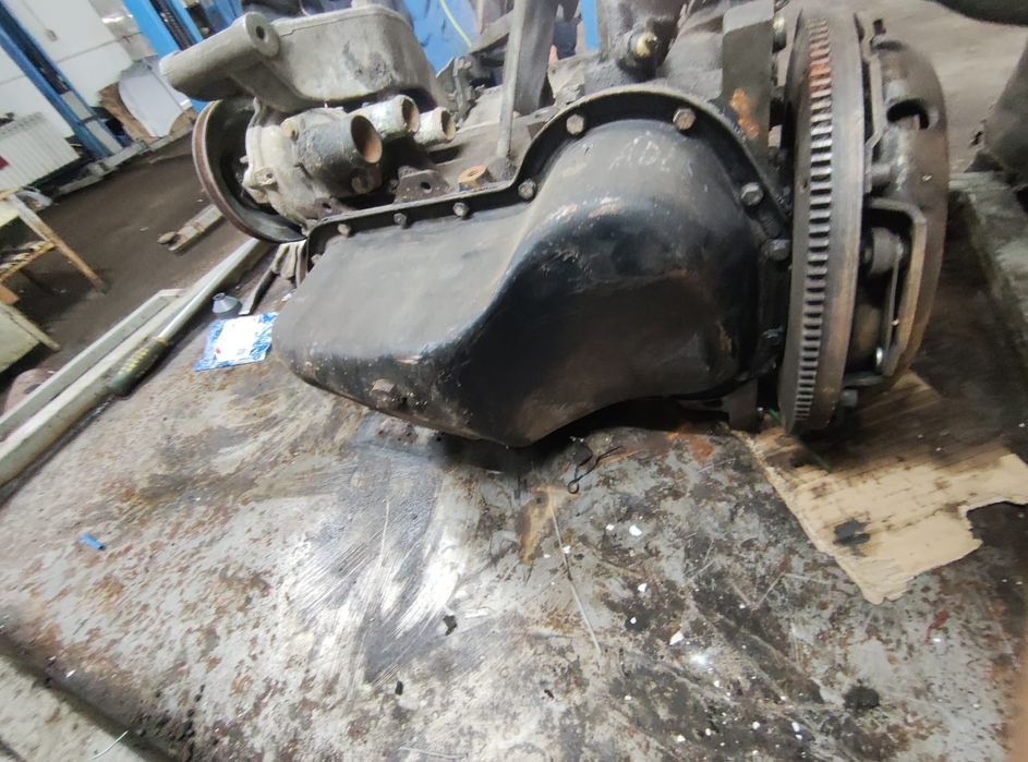 Двигатель на Пассат Б3,Ауди