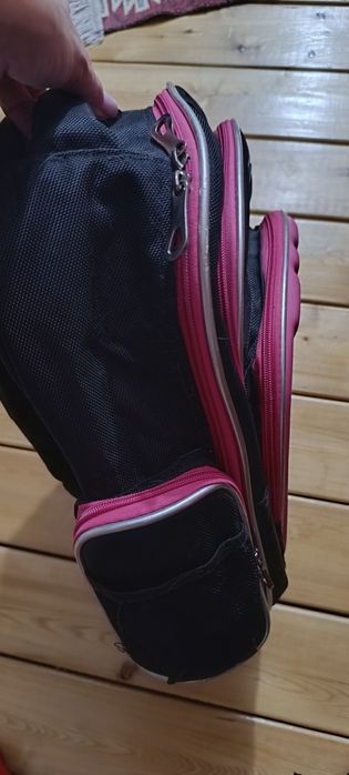 Продам рюкзак школьный