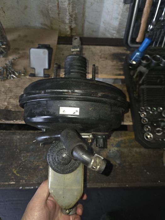 Тормозной Вакум Тойота Марк 2/ Toyota Mark 2 / кузове 100