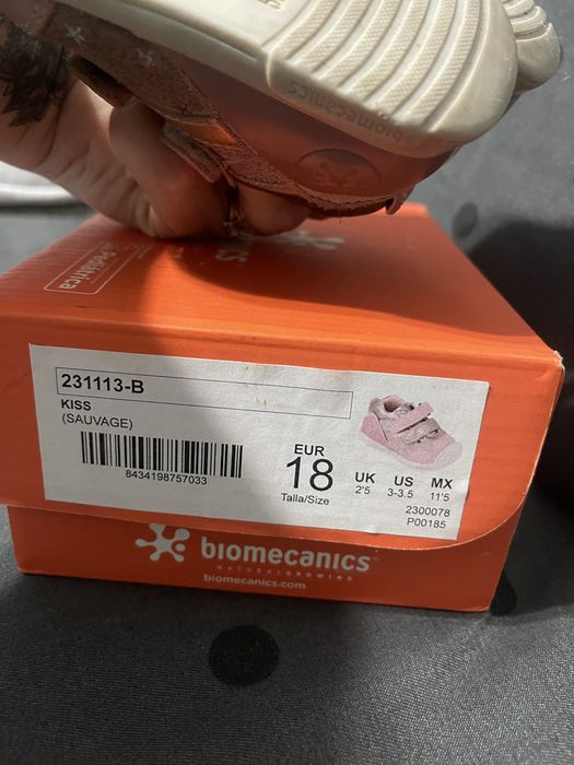 Biomecanic 18 fetite