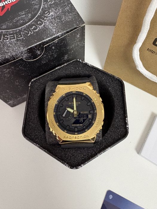 Casio G-Shock GM-2100G – Black & Gold