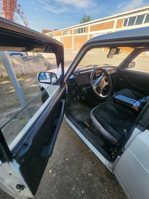 Срочно! Jiguli Жигули 2107 бензин в хорошем состоянии