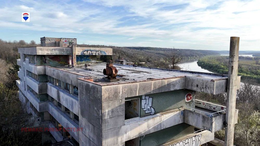 Продава се Хотел в Русе, Долапите - 2317 кв.м за 145 €/кв.м - Снимка #8