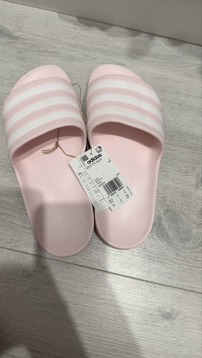 Продам сланцы Adidas оригинал