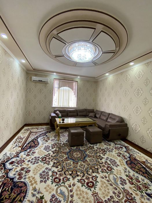 Shayx bozorcha tomonda 2 xonali uy sotiladi