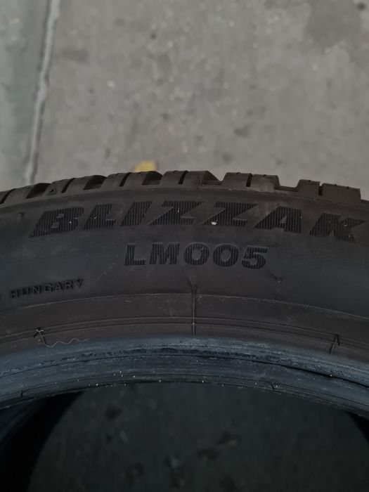 Зимни гуми 2 броя BRIDGESTONE Blizzak LM005 225 45 R19 дот 3721