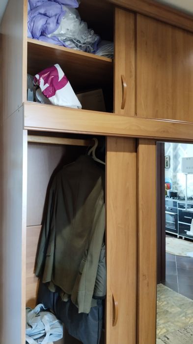 Продам шкаф купе