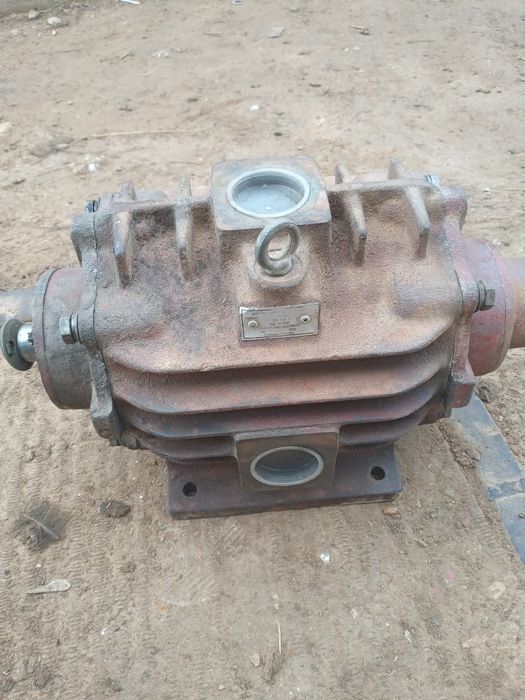 Бу. Насос ассенизатора