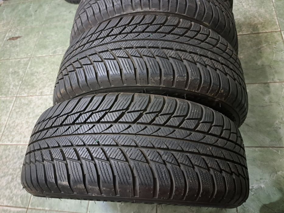 4 anvelope 225/55 R17 Bridgestone runflat