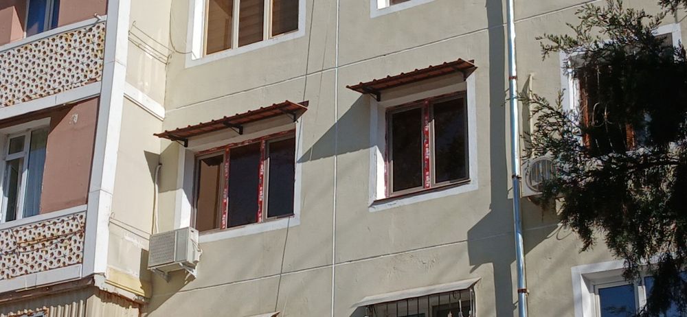 Над оконные козырьки