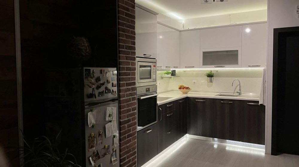 Дава се под наем Тристаен апартамент в София, Симеоново - 102 кв.м за 1050 € - Снимка #1