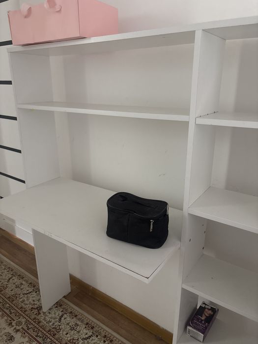 Продам компьютерный столик