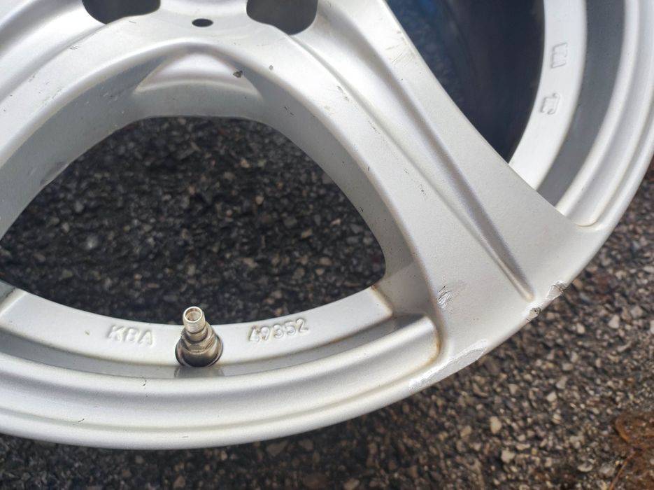 VW/Фолксваген; 4 бр. лети джанти - 16 цола 5x112