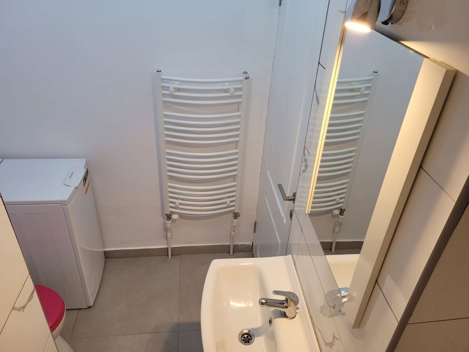 De închiriat apartament cu 1 camera în 7 Noiembrie