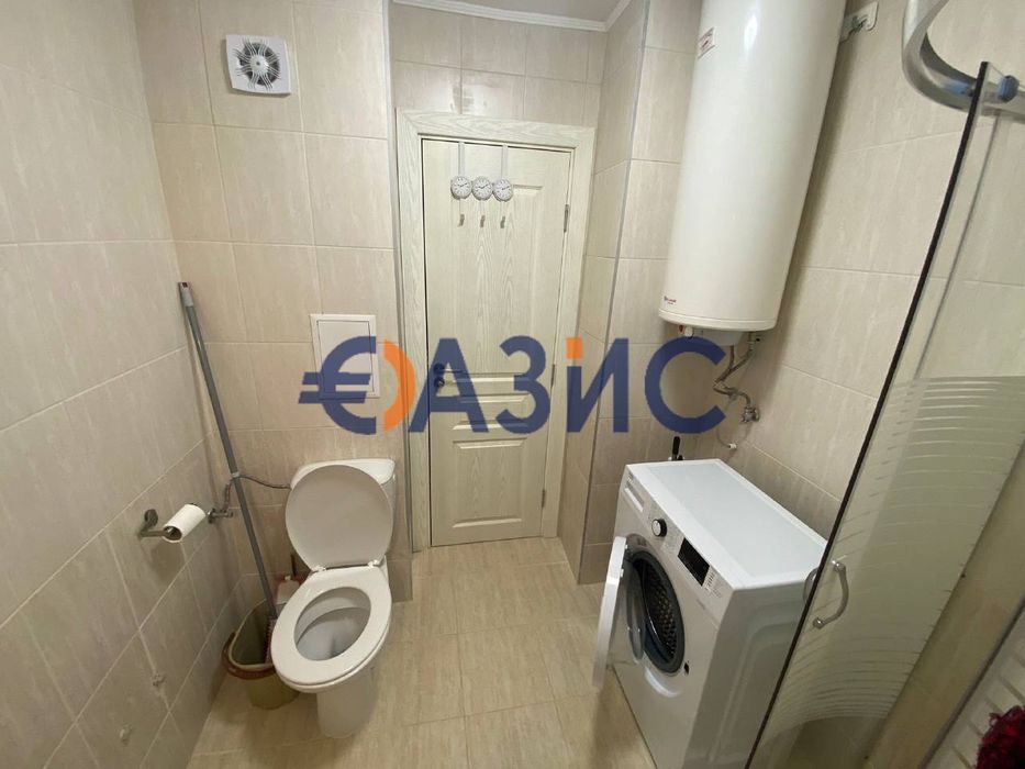 Продава се Двустаен апартамент в к.к. Слънчев бряг - 59 кв.м за 1373 €/кв.м - Снимка #6