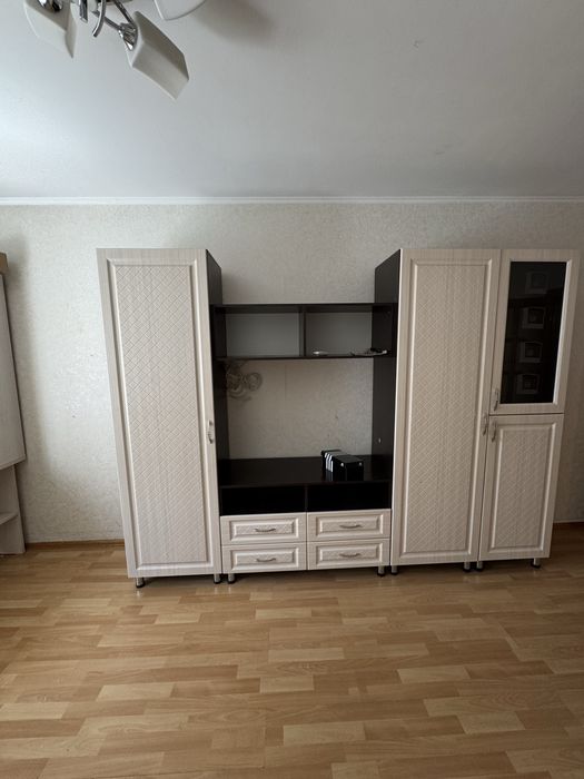 Продам стенку в идеальном состоянии