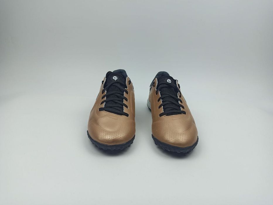 Сороконожки Nike Tiempo (Gold). Новый. 41 размер.