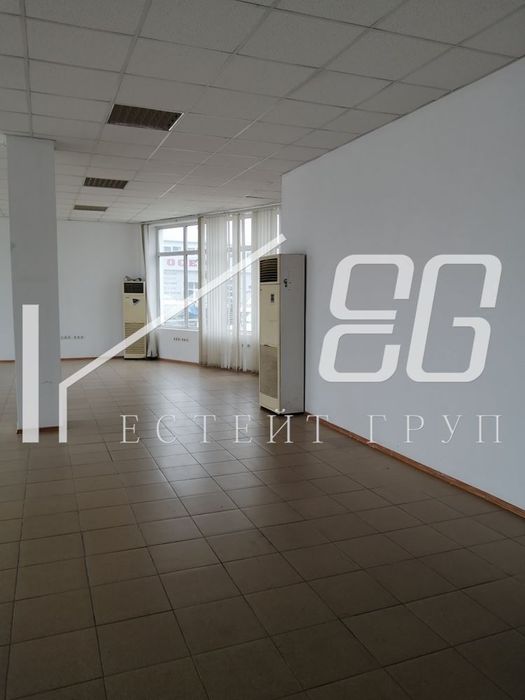 Дава се под наем Офис в Варна, Кайсиева градина - 420 кв.м за 2142 € - Снимка #2