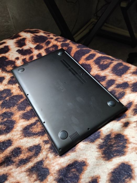 Asus Vivobook OLED