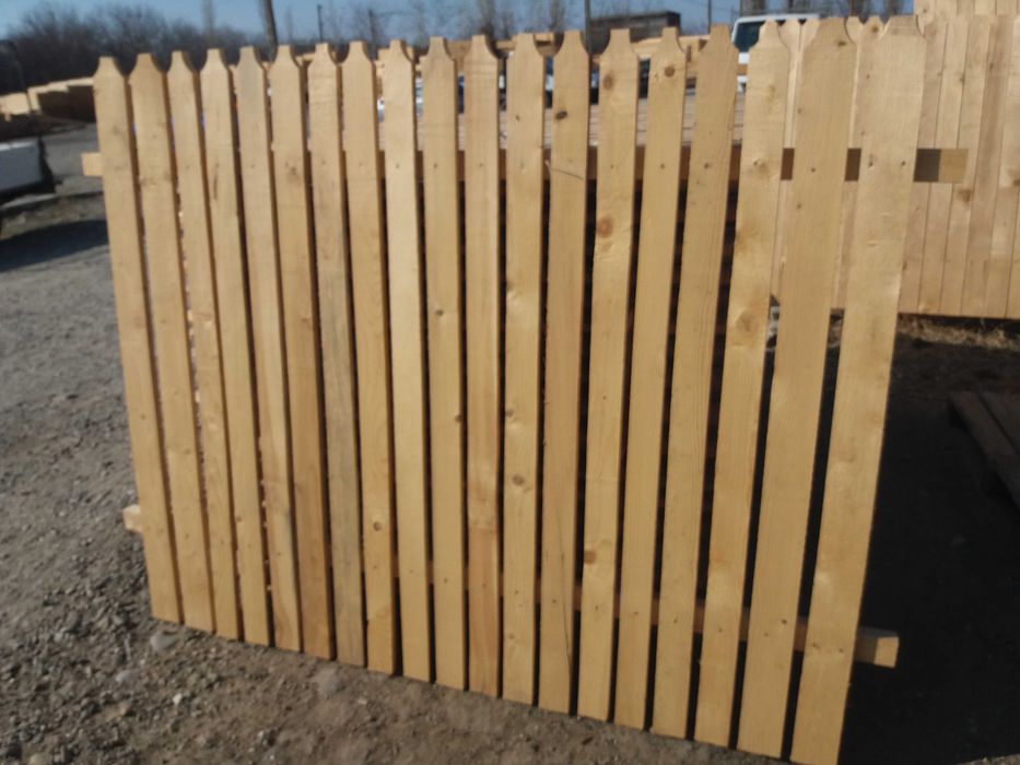 Garduri și porți  lemn