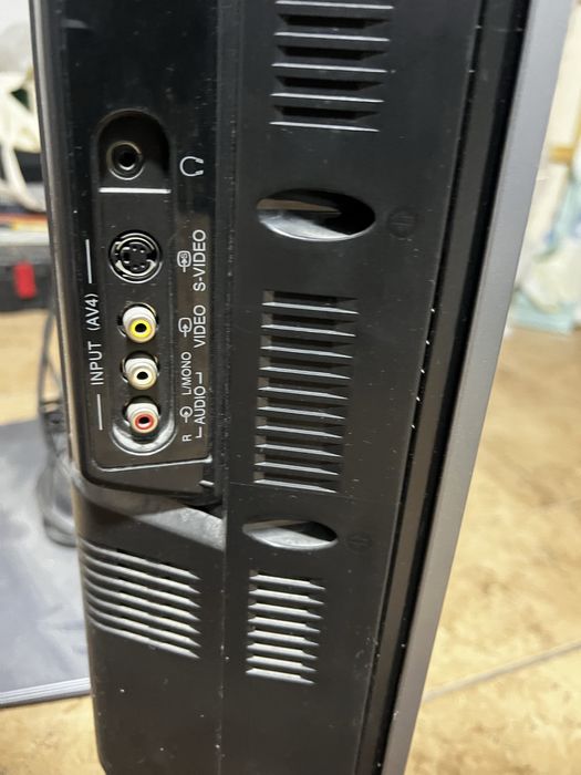 Телевизор HITACHI