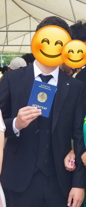 Продам тройку костюм