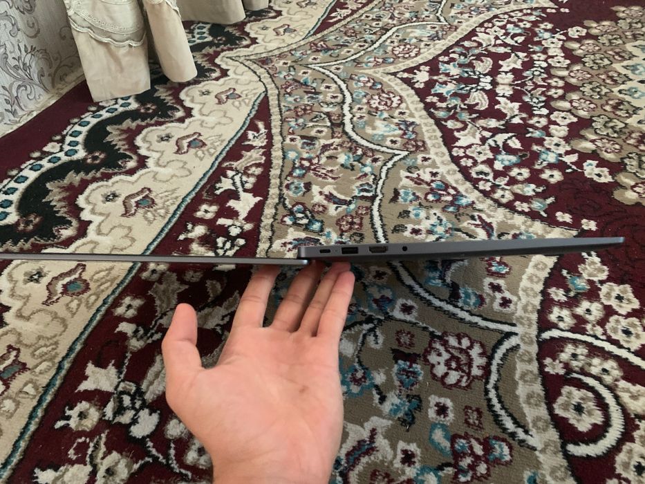 MateBook D 16  silver