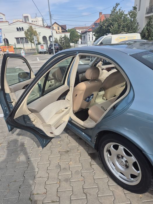 Mercedes E220 w211