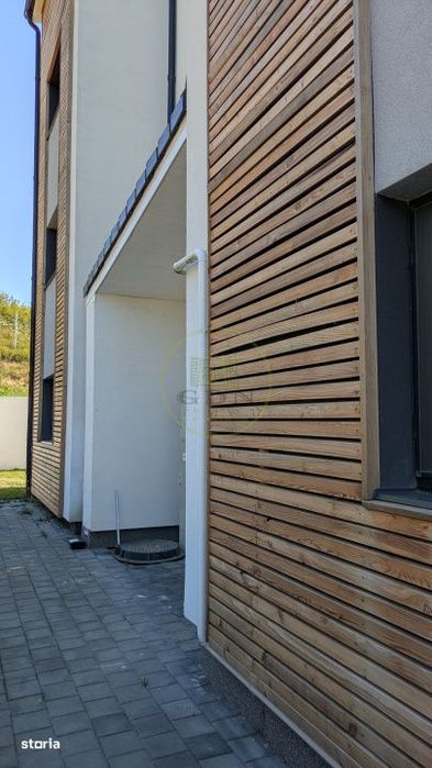 Vedere spre munti si parcare la DaVinci Homes - Apartament 1 camera de