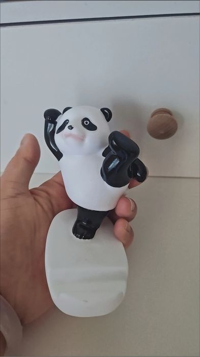 Подставка для телефона “Panda Relax & Kung-Fu”