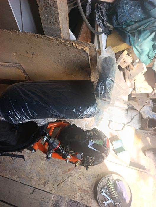 Электроскутер новый продам