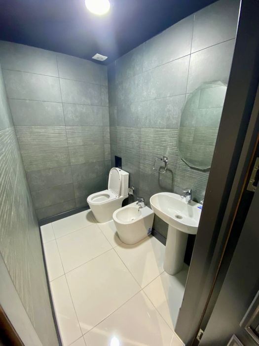 Аренда Новый ЕвроОфис 5х ком Юнусабад Гидрометцентр Вдоль Дороги 117м2