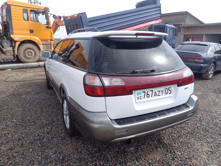 Субару Аутбек 2 000