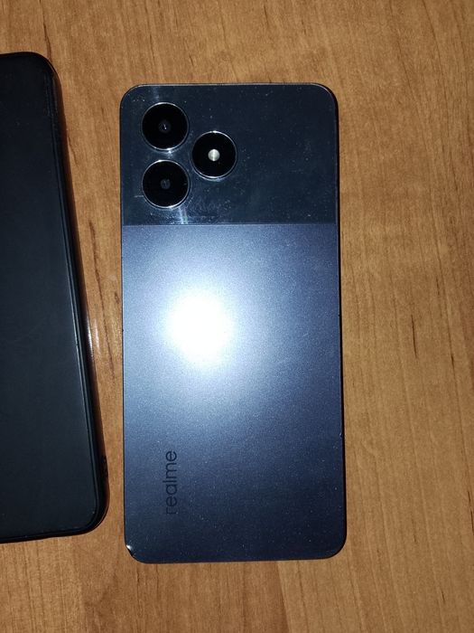 Продам realme not 50