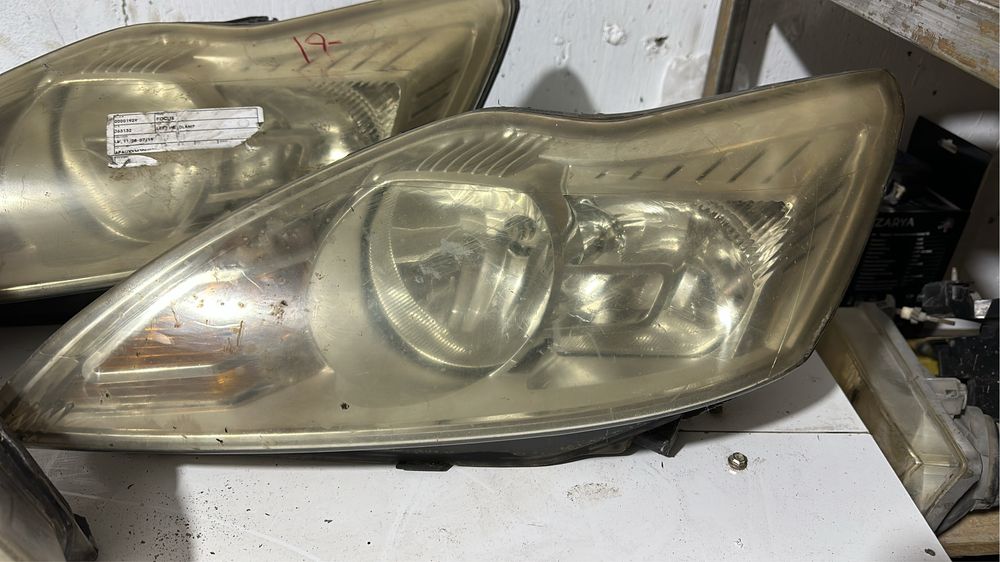 Фары на Ford focus