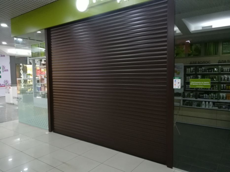 Гильотиное остекление Пергола Рольставни Ворота Двери шлагбаум