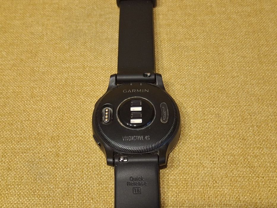 Ceas inteligent  Garmin Vivoactive 4S Special Edition