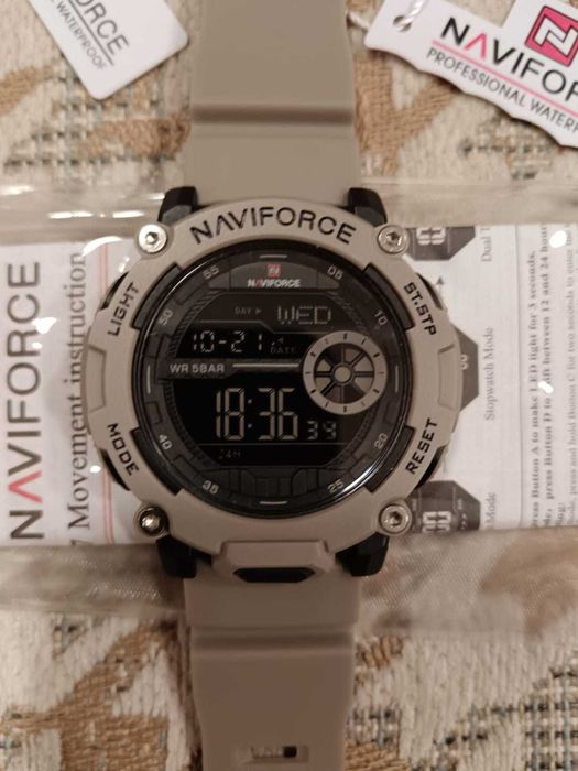 Продам часы NAVIFORCE
