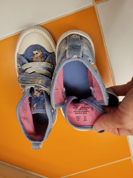 Tenisi H&M marime 28