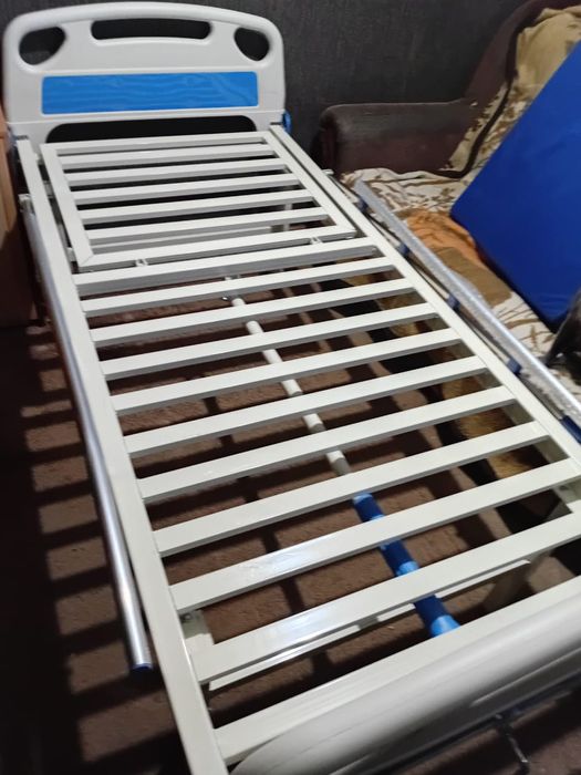 Продам медицинскую кровать